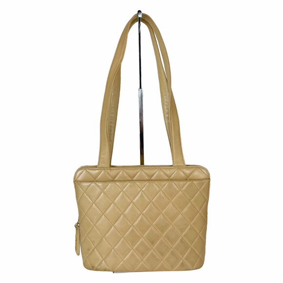 CHANEL Matelasse Beige Quilted Lambskin Leather Bag CC Logo - Picture 1 of 8